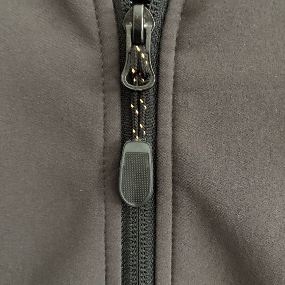 Bear Grylls softshell fall jacket. Size L. - Picture 6 of 9